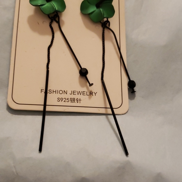 Flower Tassel temperament earrings - Picture 7 of 7